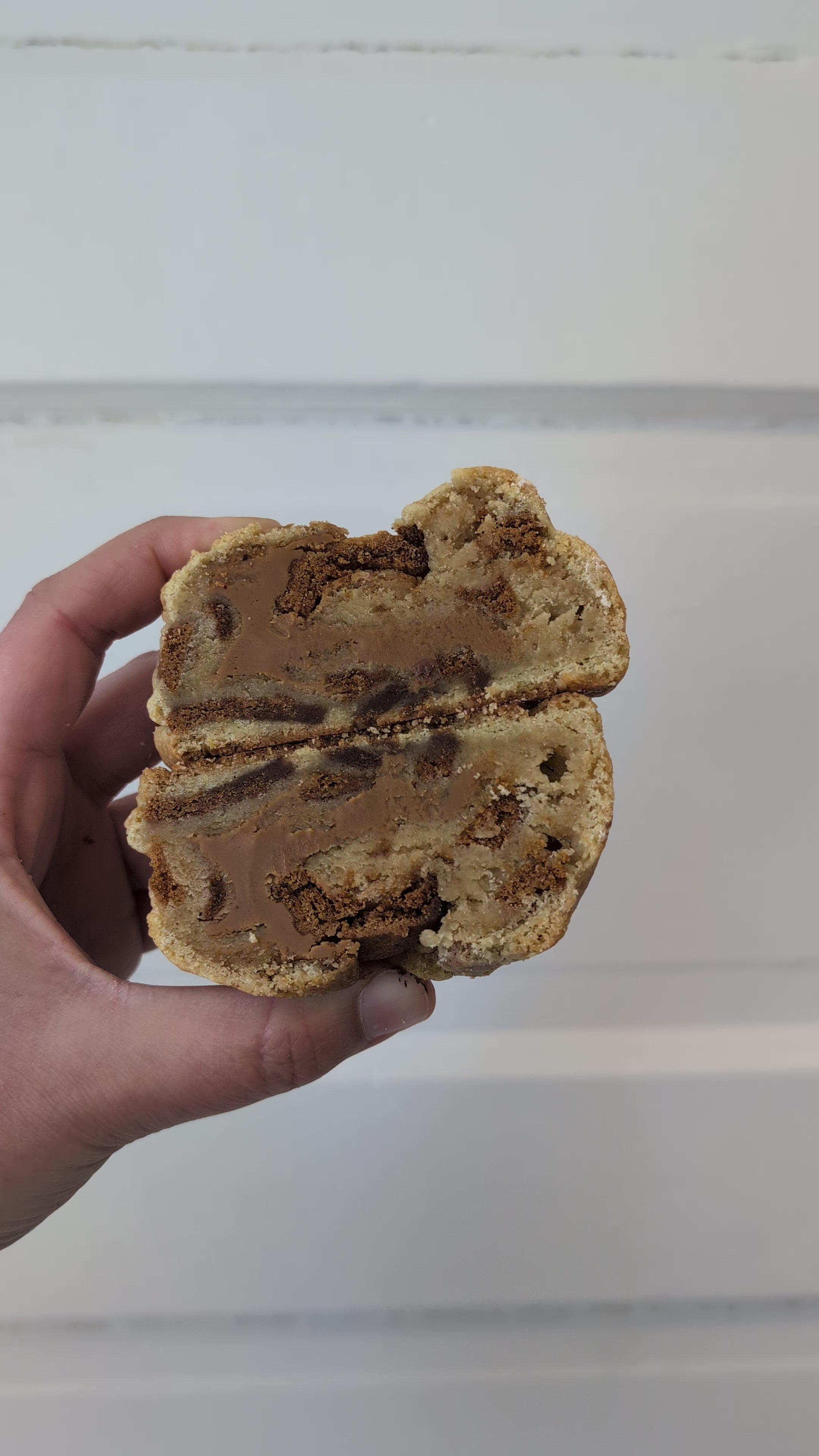 Biscoff Stuffed Cookie